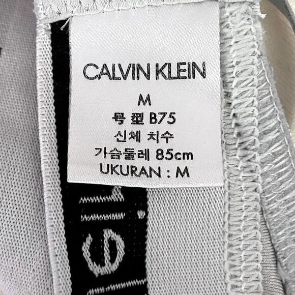 Calvin Klein, Gray, Crushed Velvet, Light-Support, Lined Bra. Size Medium. - Picture 5 of 5